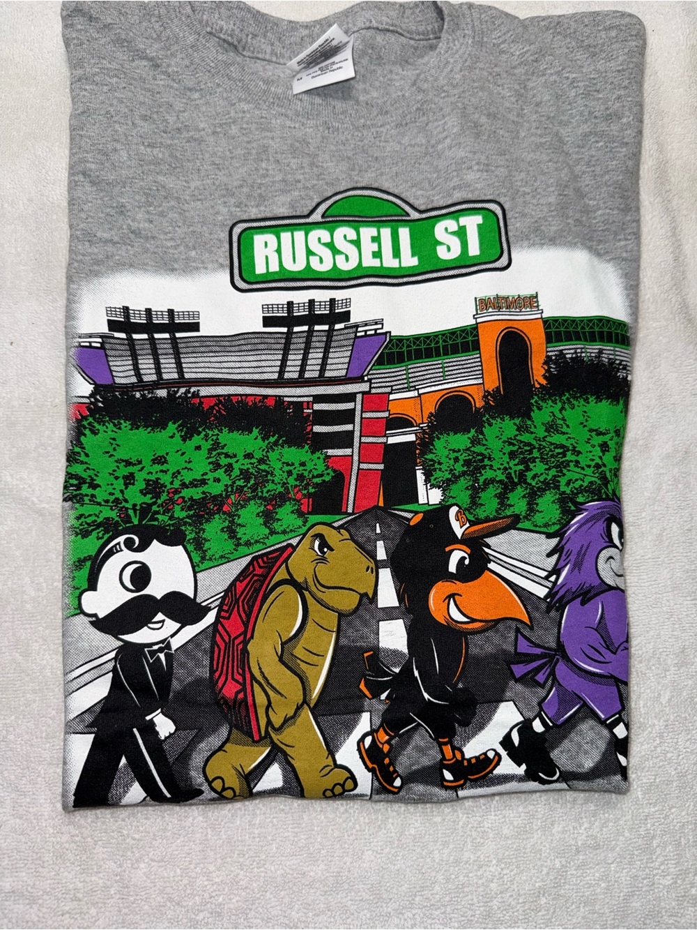 Gildan Gray Kids' Short-Sleeve Tee with Multicolor Mascot Street Scene